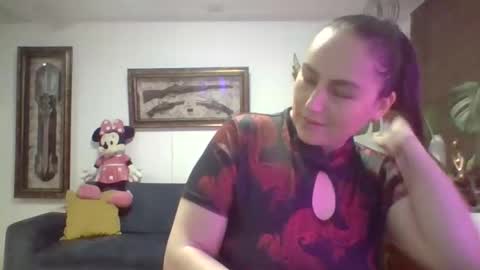 Snapshot of venusina07 chatting on October 11, 8:24 am VENUSINA07 online show from October 11, 8:24 am