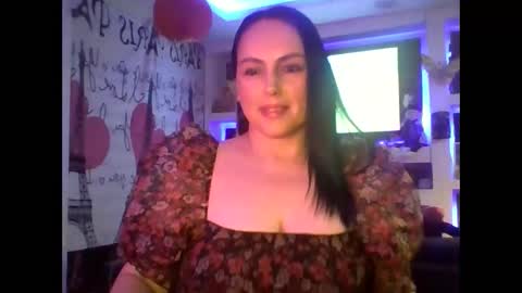 Snapshot of venusina07 chatting on October 12, 6:56 am VENUSINA07 online show from October 12, 6:56 am