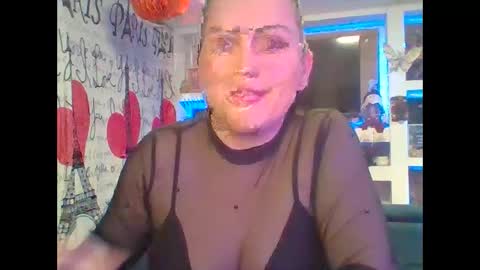 Snapshot of venusina07 chatting on October 22, 6:57 am VENUSINA07 online show from October 22, 6:57 am