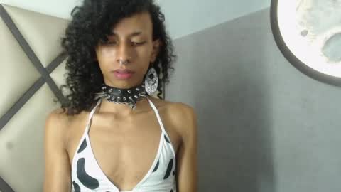 venuss_03 online show from May 28, 3:26 am