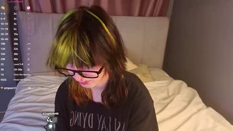 Erica online show from November 19, 8:09 pm