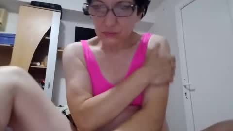 Vera online show from October 6, 11:24 pm