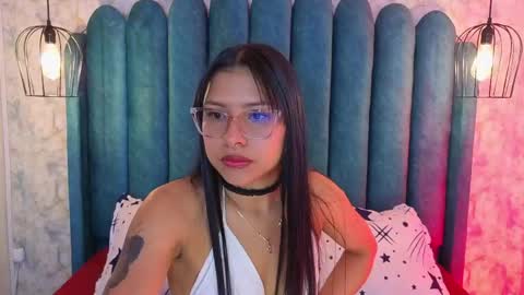 Domelipa  online show from April 18, 11:47 am