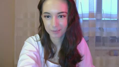 Una online show from October 9, 1:53 pm