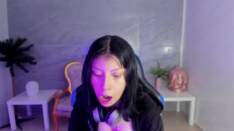 Verana  online show from October 28, 8:00 pm