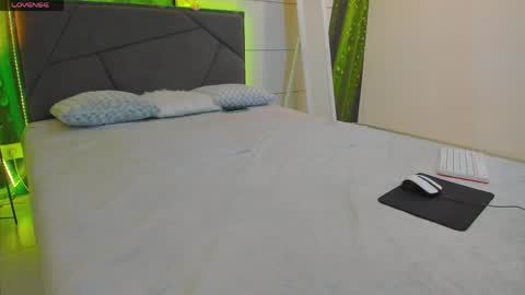 Vera online show from March 31, 2:02 am