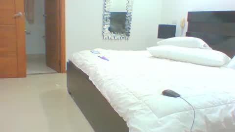 vergagolosa22 online show from October 9, 3:48 am