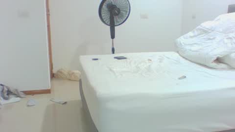 vergagolosa22 online show from October 28, 5:33 am