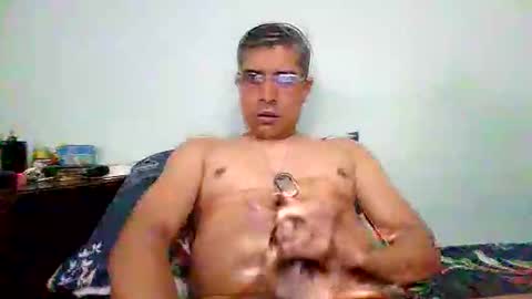 Snapshot of vergon389 chatting on November 11, 3:45 pm vergon389 online show from November 11, 3:45 pm