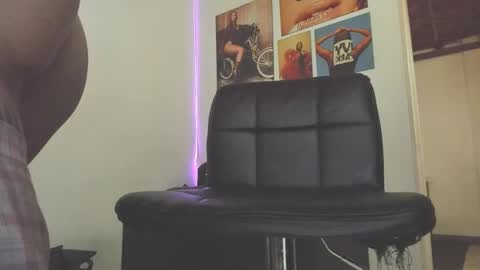 sarah online show from October 22, 8:30 pm