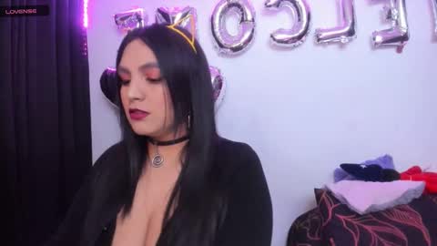 Snapshot of vero_jhonson chatting on February 13, 3:29 am  karolina online show from February 13, 3:29 am