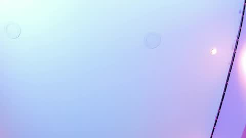     online show from April 17, 11:52 pm