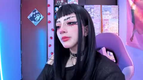     online show from June 21, 8:11 pm