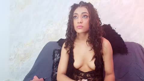 Snapshot of vero_temptation chatting on October 3, 3:14 am Vero online show from October 3, 3:14 am