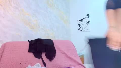 Snapshot of vero_temptation chatting on October 20, 3:07 am Vero online show from October 20, 3:07 am