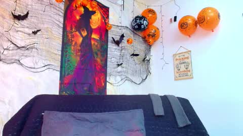 Vero online show from October 28, 3:10 am