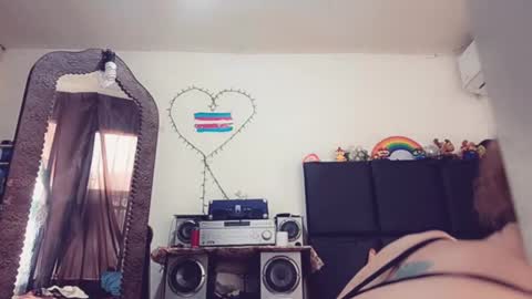 Vero Alva online show from February 3, 9:29 pm