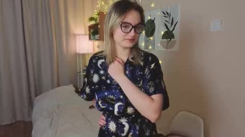 Veronica online show from October 30, 3:19 am