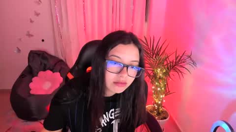 Verolake online show from February 17, 7:31 pm