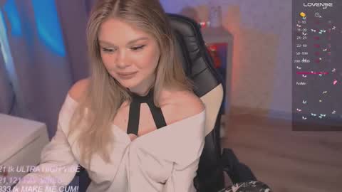 Snapshot of veronaaura chatting on September 18, 4:47 am Tiffany online show from September 18, 4:47 am