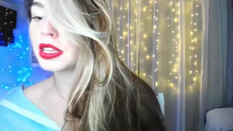 Lolitalolz online show from December 30, 11:28 pm