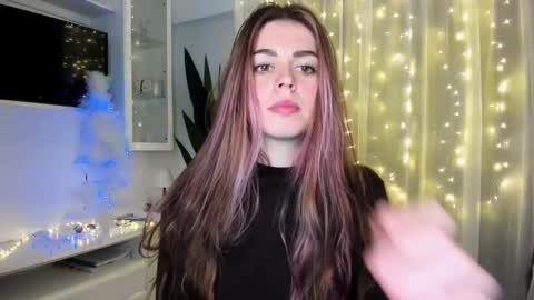 Lolitalolz online show from January 2, 11:06 pm