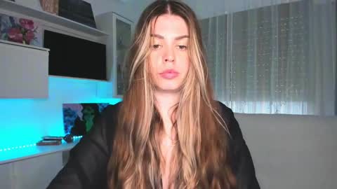 Lolitalolz online show from February 26, 5:17 pm