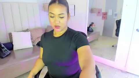Snapshot of veronica_b07 chatting on July 14, 1:39 pm Veronica3 online show from July 14, 1:39 pm