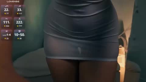  VERONICA  FOLLOW ME  online show from October 21, 10:05 am