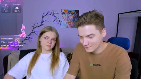 Snapshot of veronica_bubble chatting on September 13, 7:13 pm Ronni online show from September 13, 7:13 pm