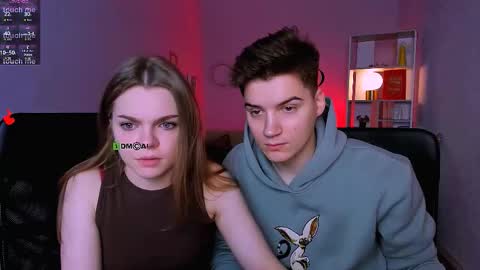 Snapshot of veronica_bubble chatting on November 27, 8:22 pm Ronni online show from November 27, 8:22 pm