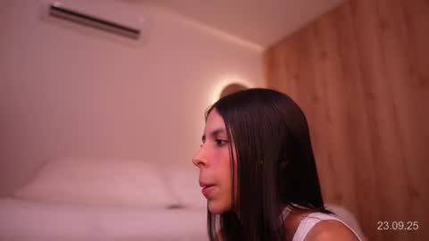 Veronica online show from September 23, 12:19 pm