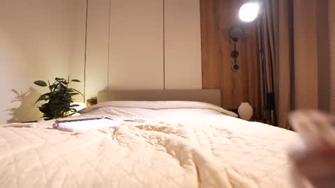 Snapshot of veronica_sland chatting on June 24, 9:47 pm Veronica online show from June 24, 9:47 pm