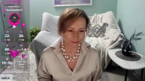 Helen online show from October 28, 6:06 am