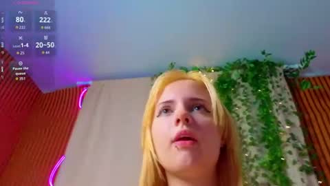 Snapshot of veronicaterry chatting on July 17, 9:27 am veronicaterry online show from July 17, 9:27 am
