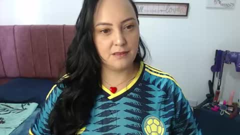 Snapshot of veroniicabbw_ chatting on June 23, 12:58 pm veroniicabbw_ online show from June 23, 12:58 pm