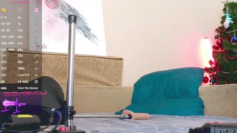 Ethan online show from December 31, 10:37 am