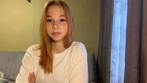 Snapshot of vertiegartrell chatting on July 7, 1:41 am Lina online show from July 7, 1:41 am