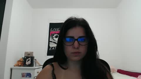 Snapshot of veruca99 chatting on November 8, 12:55 am veruca99 online show from November 8, 12:55 am