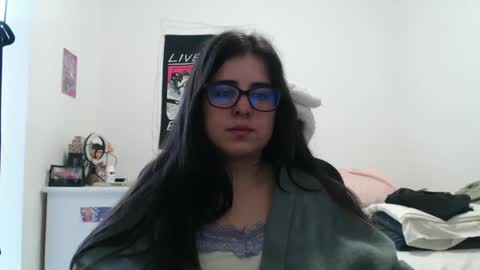 Snapshot of veruca99 chatting on February 4, 10:54 am veruca99 online show from February 4, 10:54 am