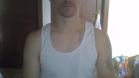 Snapshot of veryhotpervert chatting on July 5, 2:46 pm veryhotpervert online show from July 5, 2:46 pm