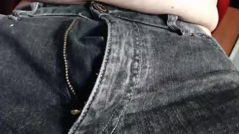 Erik online show from March 10, 3:41 pm