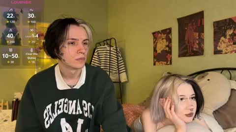 veryraretwins online show from October 14, 10:43 pm