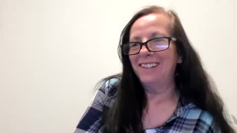 Snapshot of verysassypeachgoddess chatting on March 30, 2:45 am verysassypeachgoddess online show from March 30, 2:45 am