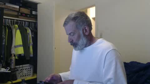 hairy man online show from January 25, 12:48 am