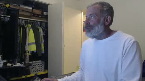 hairy man online show from January 29, 12:54 am