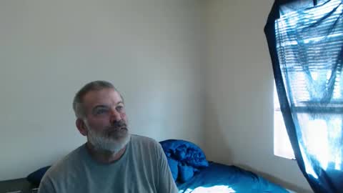 Snapshot of veryveryhairmanindenver chatting on May 25, 12:05 am hairy man online show from May 25, 12:05 am