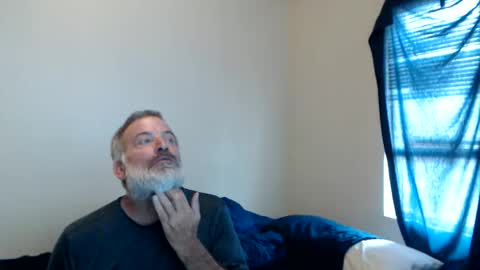 Snapshot of veryveryhairmanindenver chatting on June 3, 12:02 am hairy man online show from June 3, 12:02 am