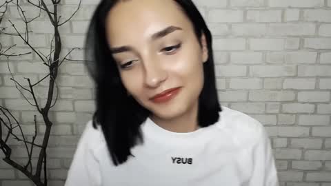 Ana online show from December 7, 3:30 pm