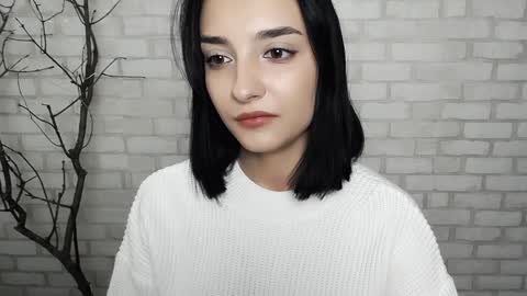 Ana online show from December 9, 10:43 am